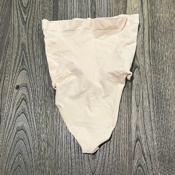 NWOT Skims Seamless Sculpt High Waist Thong Brief Shapewear Stretch Clay Size L - Picture 1 of 3